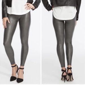 SPANX Gunmetal Liquid Faux Leather Leggings Size‎ Large